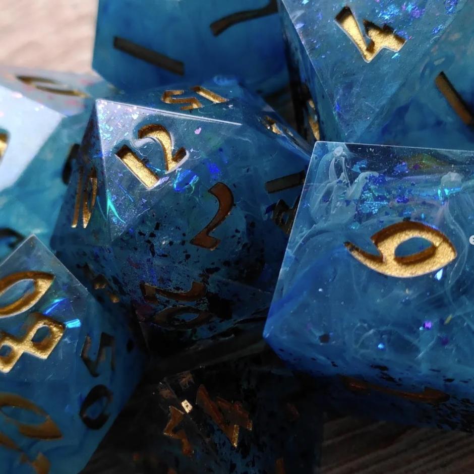 Håndlavede 7p TTRPG terninger