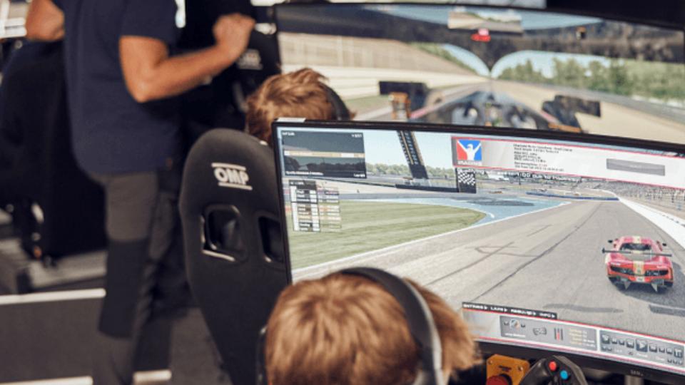 SIM racing på Gamebox